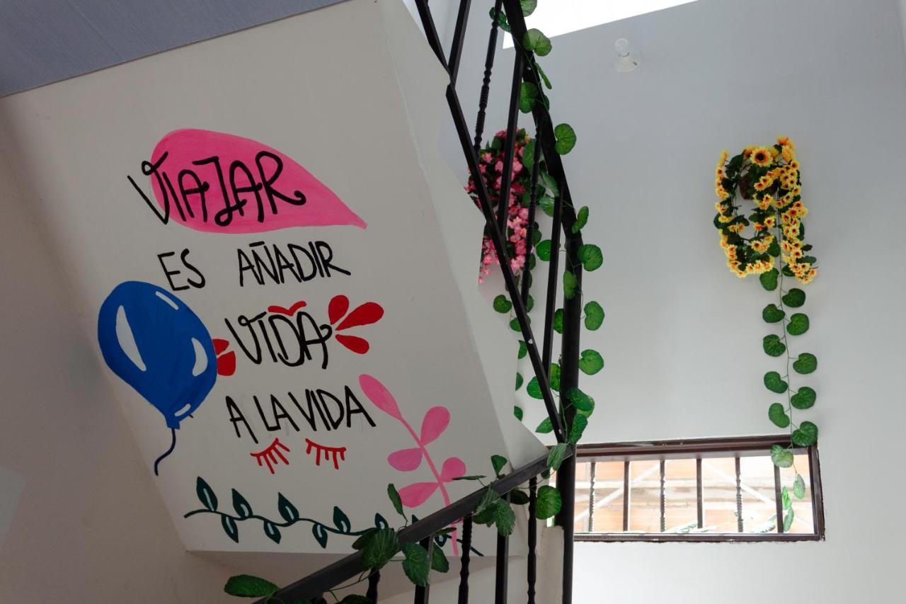 Los Nonos Hostel Guadalupe エクステリア 写真